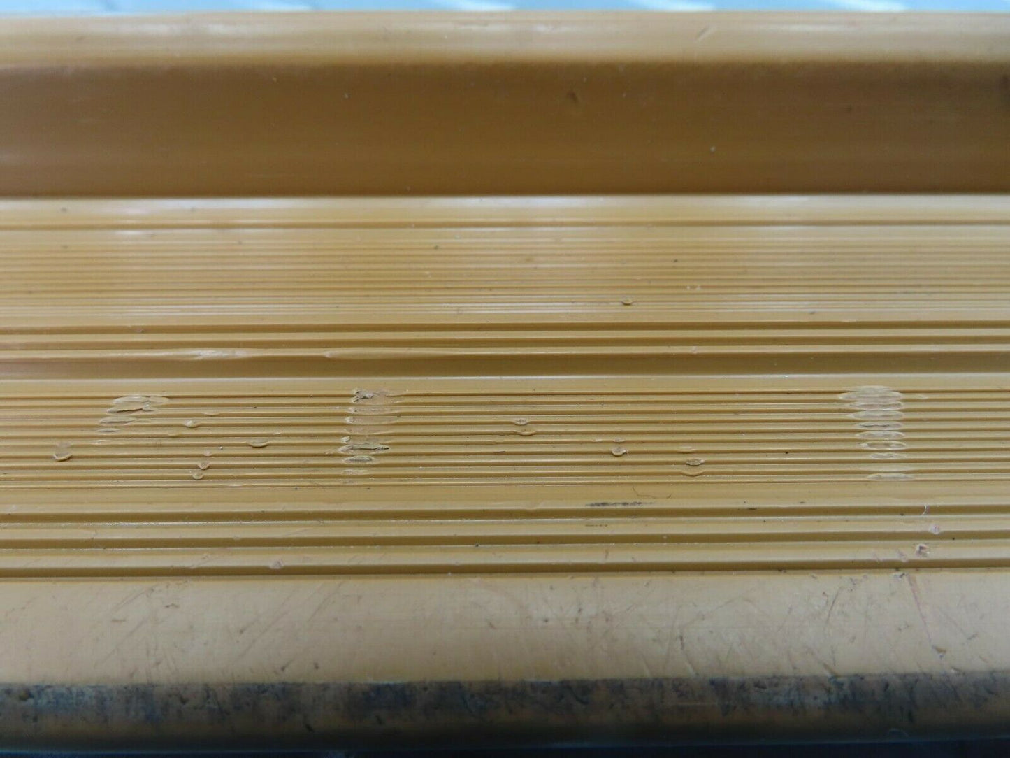 10032 Mercedes-Benz C123 230CE Coupe Right Door Sill