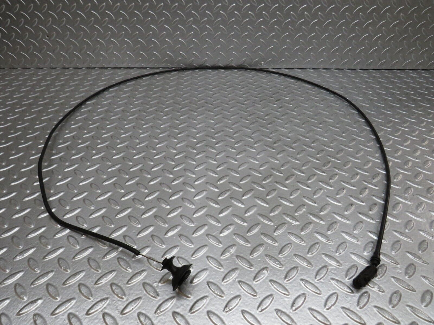 29596 Mercedes-Benz W124 230E Bonnet Release Cable 1239970681
