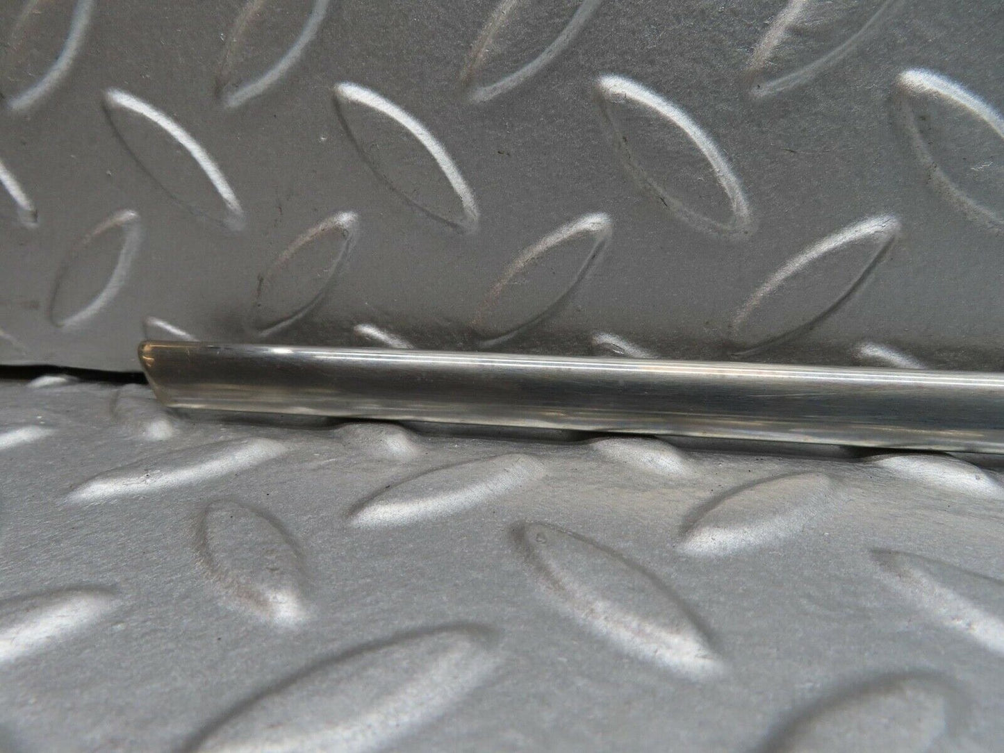 15197 Mercedes-Benz W140 S320 Rear Right Door Lower Chrome Moulding Trim