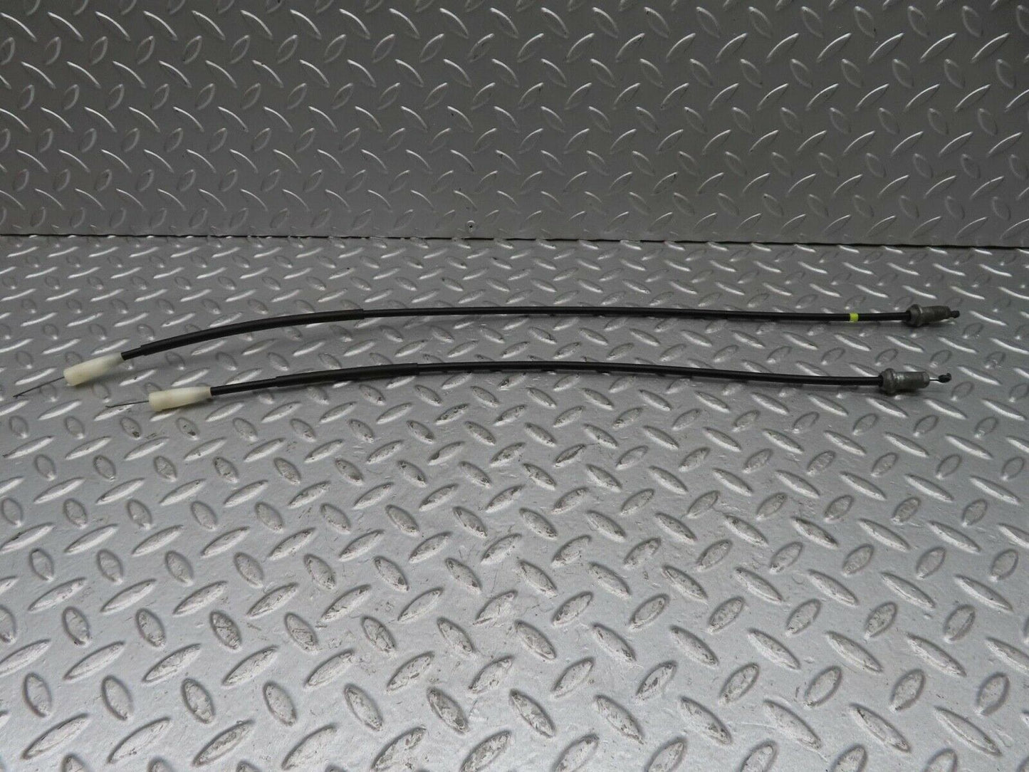 13596 Mercedes-Benz W123 200 Heater Control Cable