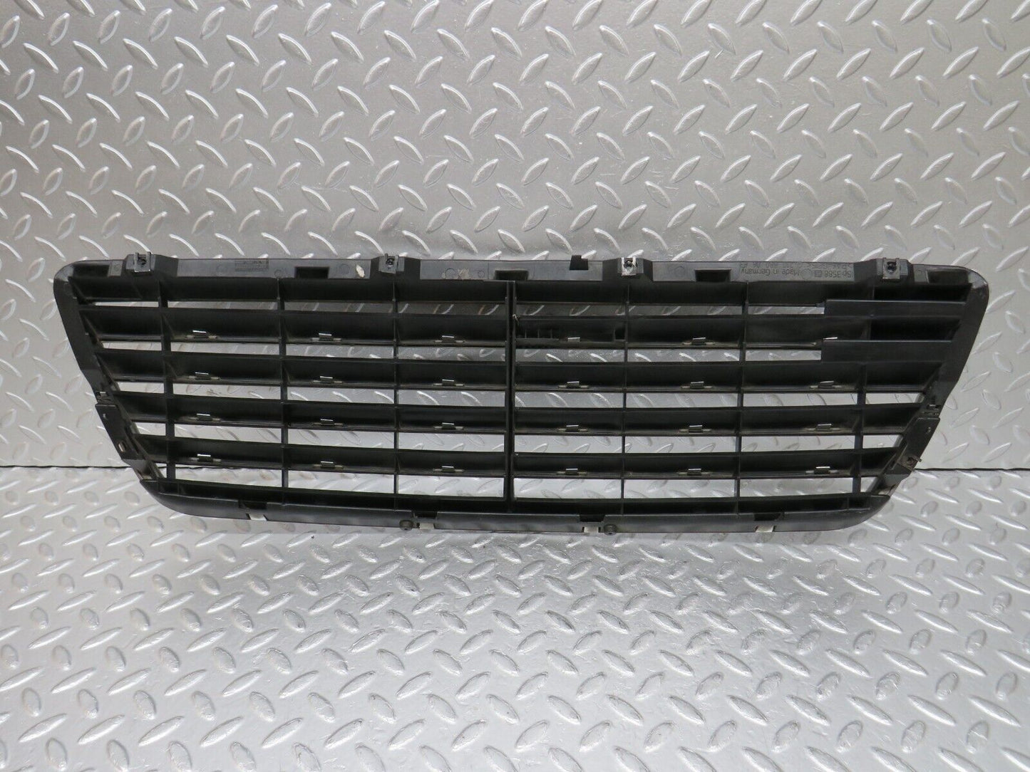 34813 Mercedes-Benz W210 320E Bonnet Chrome Grill 2108800683