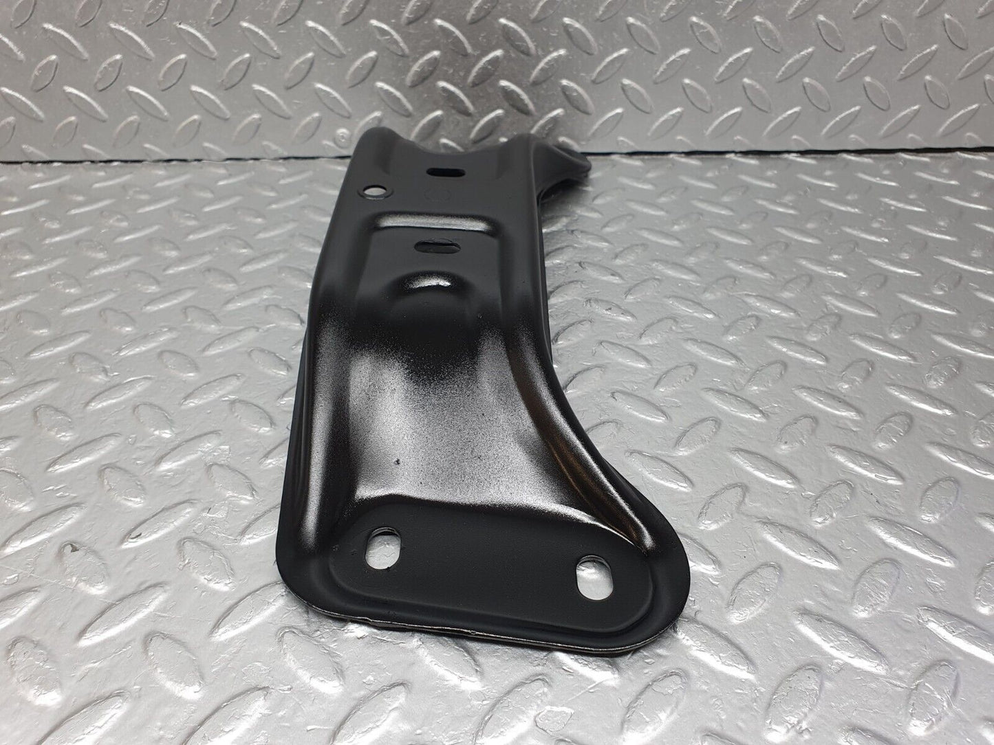 42213 Mercedes-Benz R129 320SL Coupe Gearbox Mount Bracket