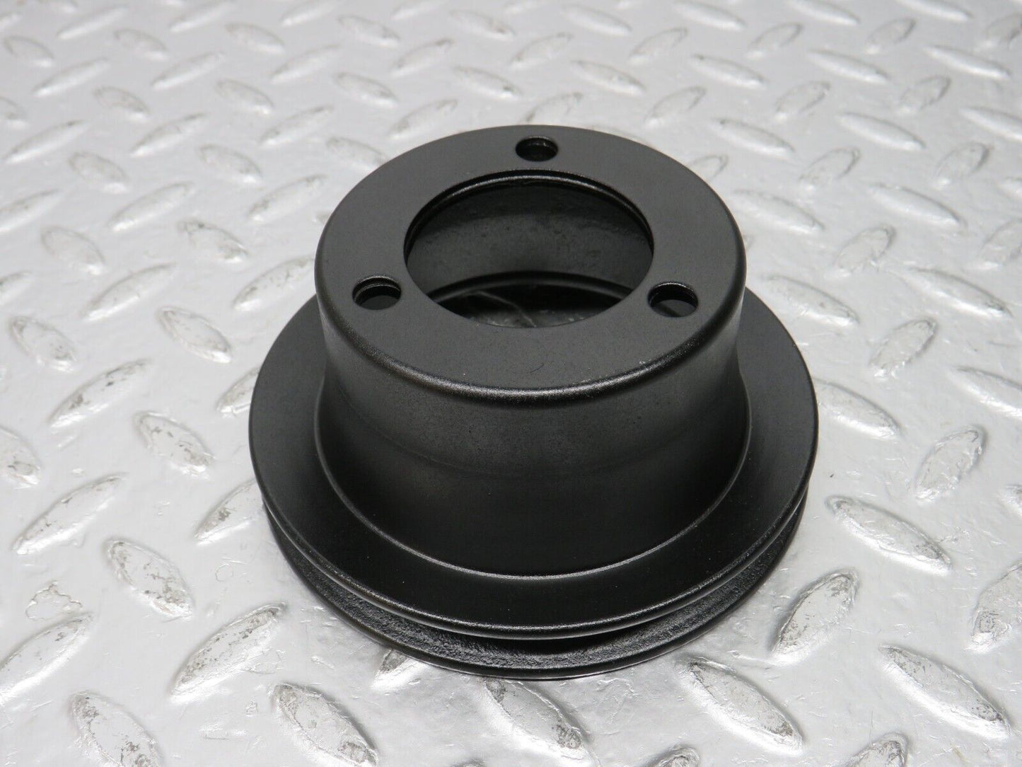 31123 Mercedes-Benz W123 200D Crankshaft Pulley