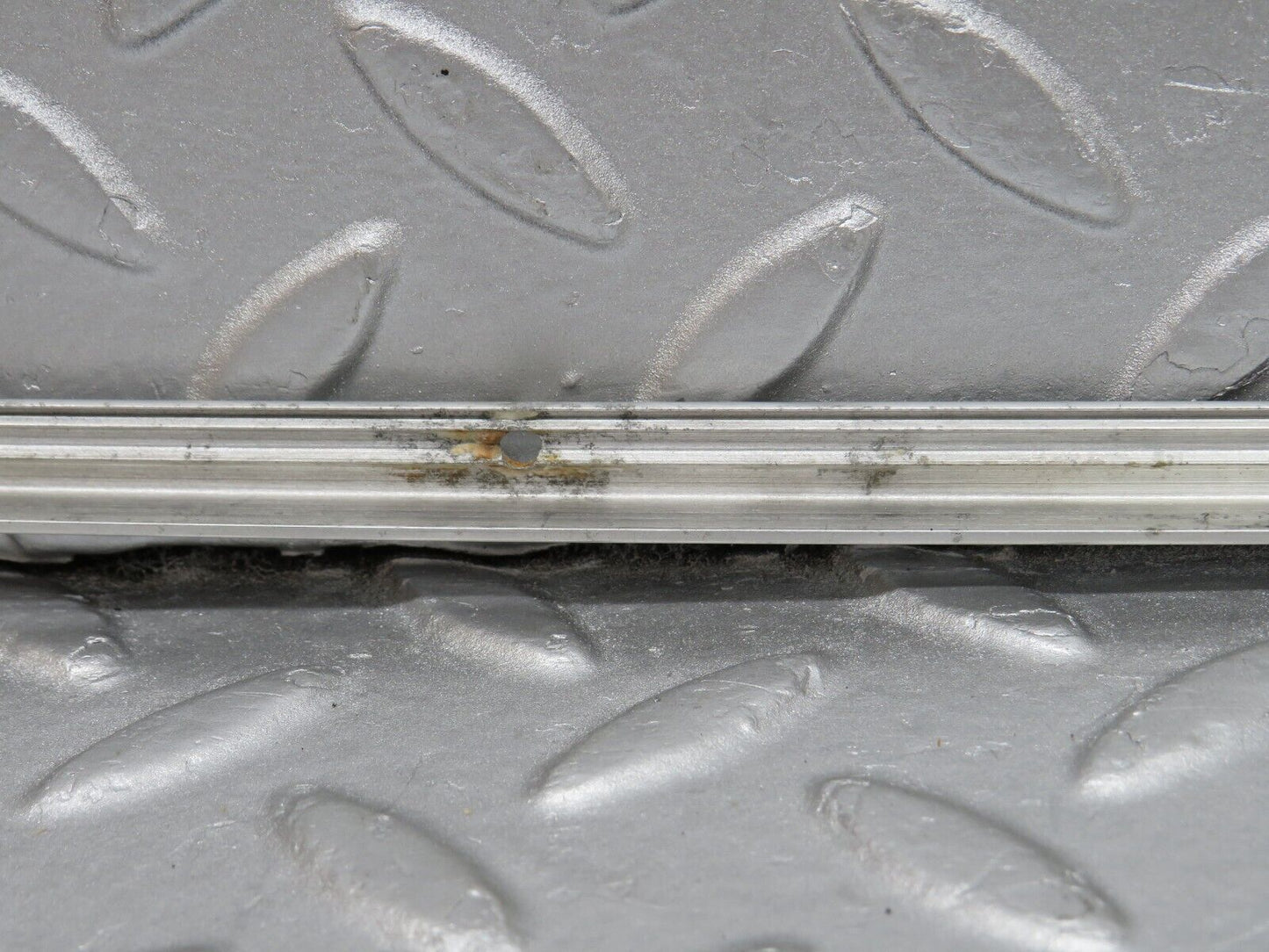 36216 Mercedes-Benz W126 420SE Sunroof Chrome Trim