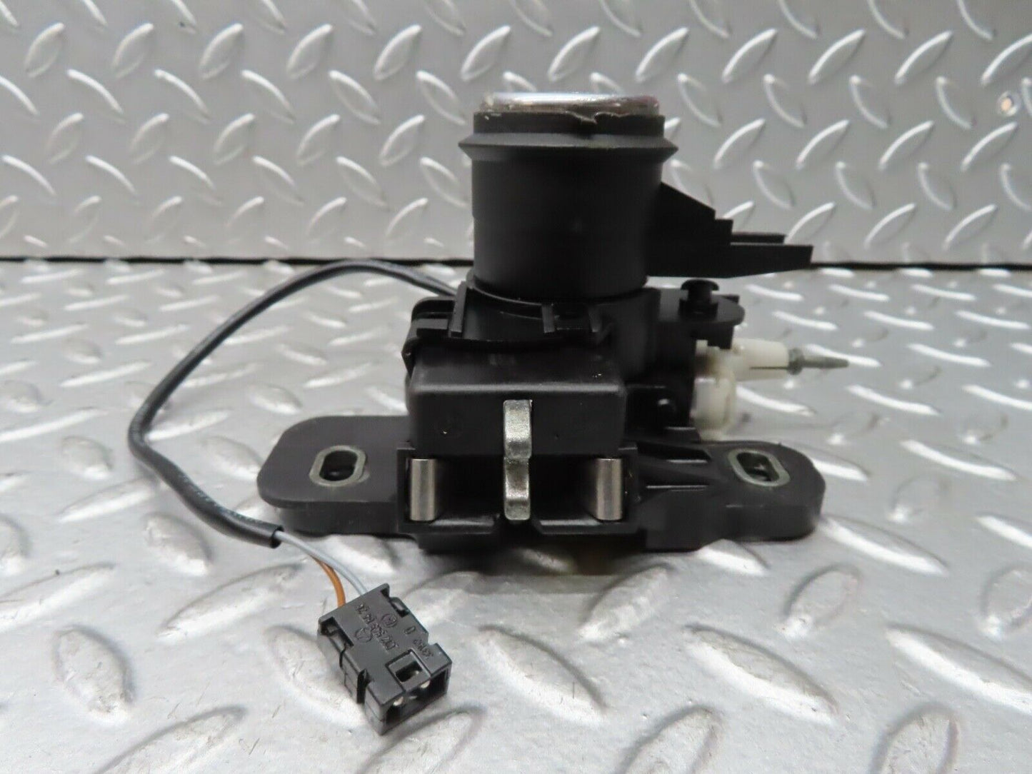 19514 Mercedes-Benz C140 CL420 Coupe Trunk Lock No Key 1408202610