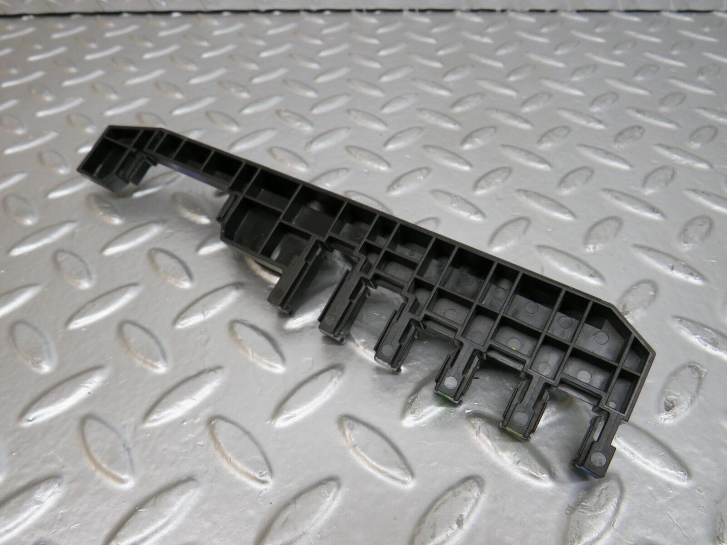 24621 Mercedes-Benz W140 S320 Leg Room Bracket 1405460843