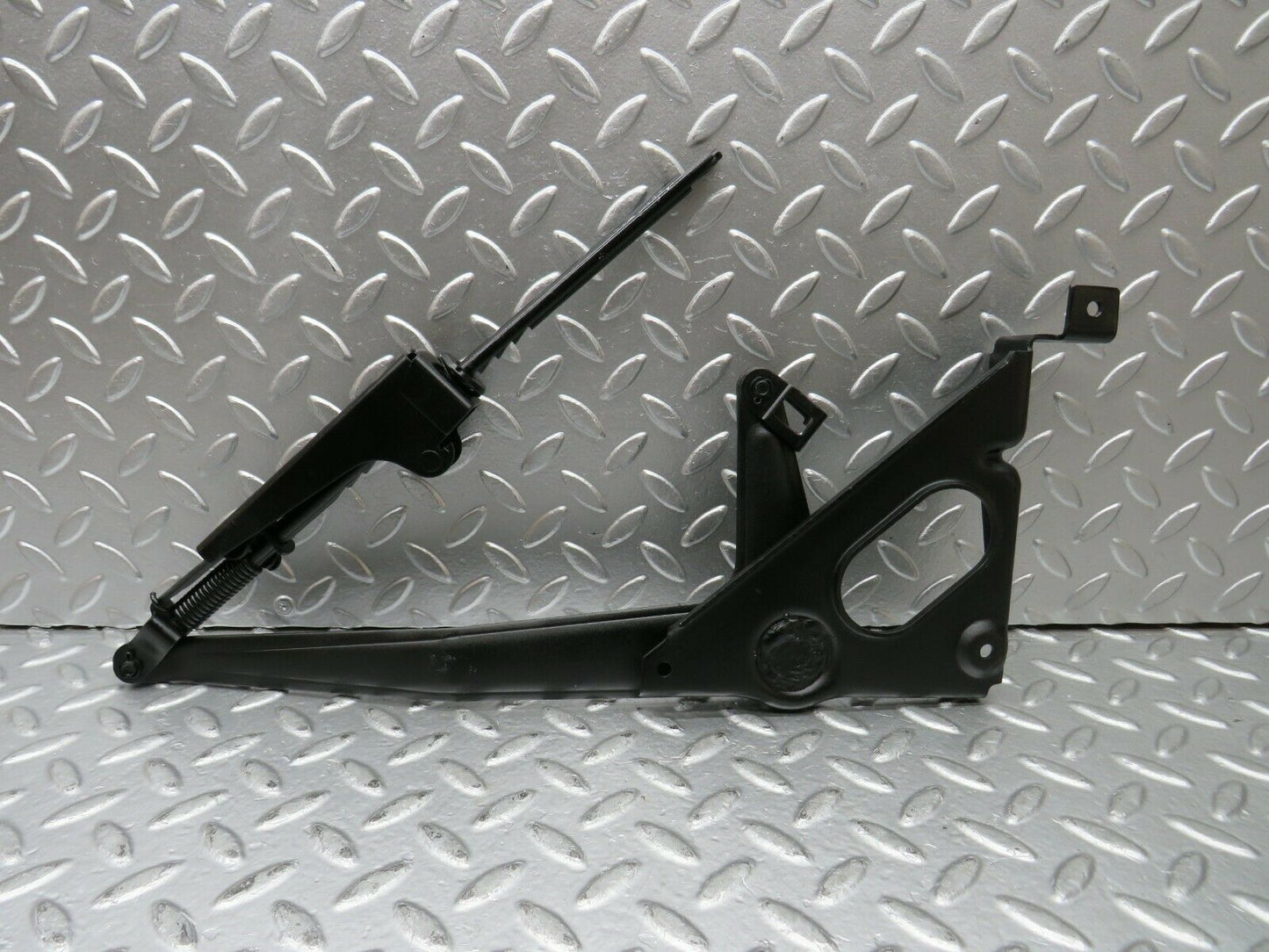 23061 Mercedes-Benz C123 230CE Coupe Handbrake Regulator