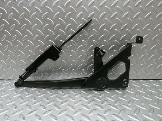 23061 Mercedes-Benz C123 230CE Coupe Handbrake Regulator