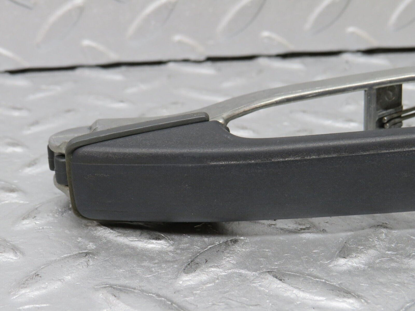 36629 Mercedes-Benz W201 190E 2.0L Exterior Door Handle Rear Right