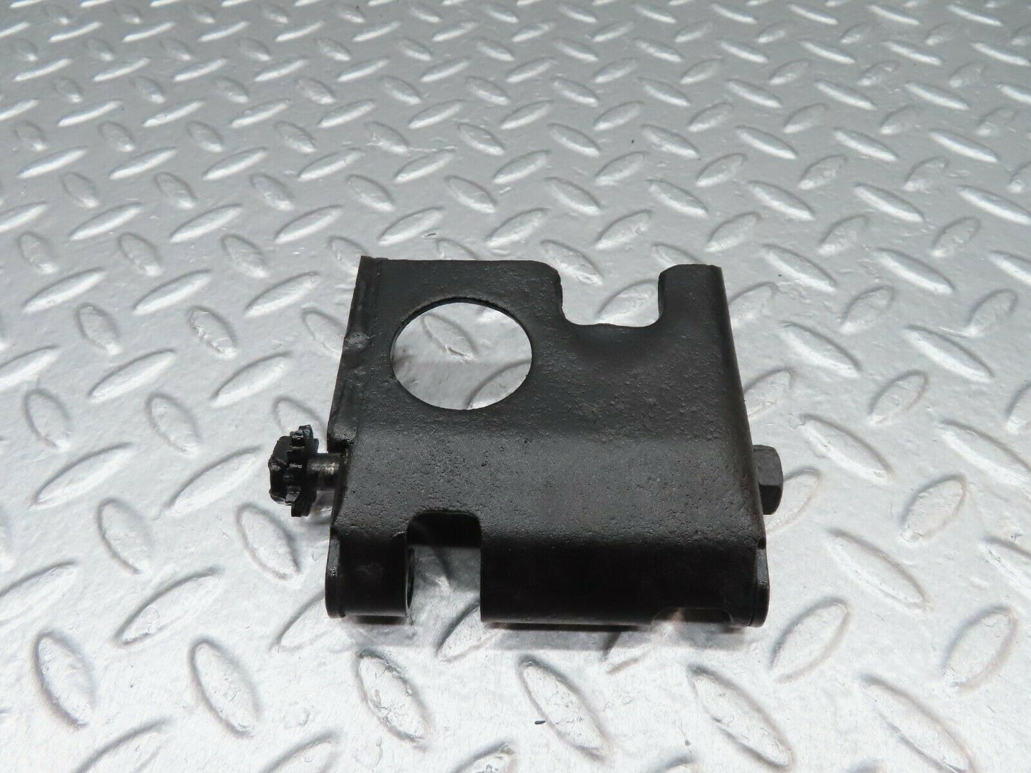 17992 Mercedes-Benz W123 200 Alternator Generator Bracket