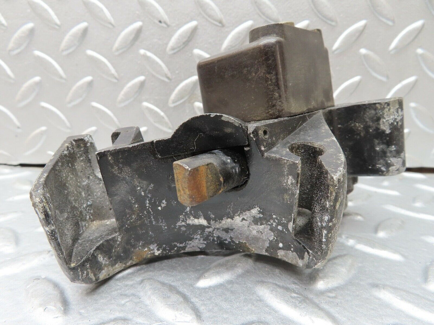 18667 Mercedes-Benz W120 W121 Ponton Ignition Switch No Key 1204620641
