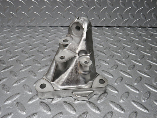 29413 Mercedes-Benz W124 230E Engine Mount Bracket Left Side 1022234104