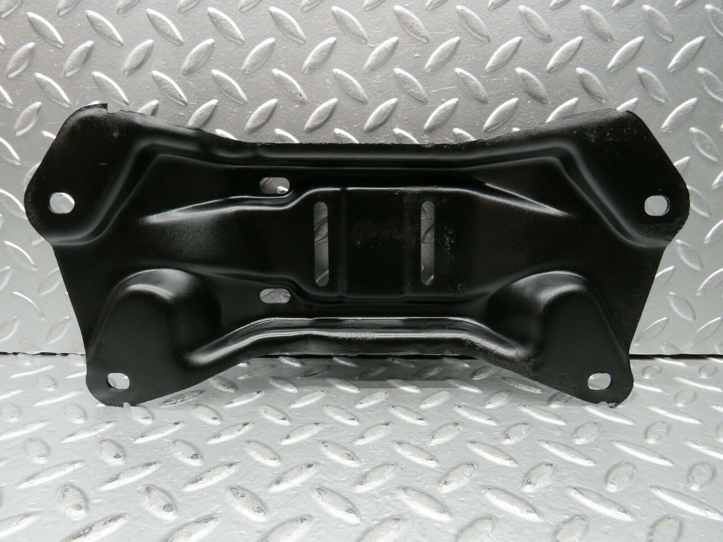 23057 Mercedes-Benz C123 230CE Coupe Gearbox Mount Bracket Holder