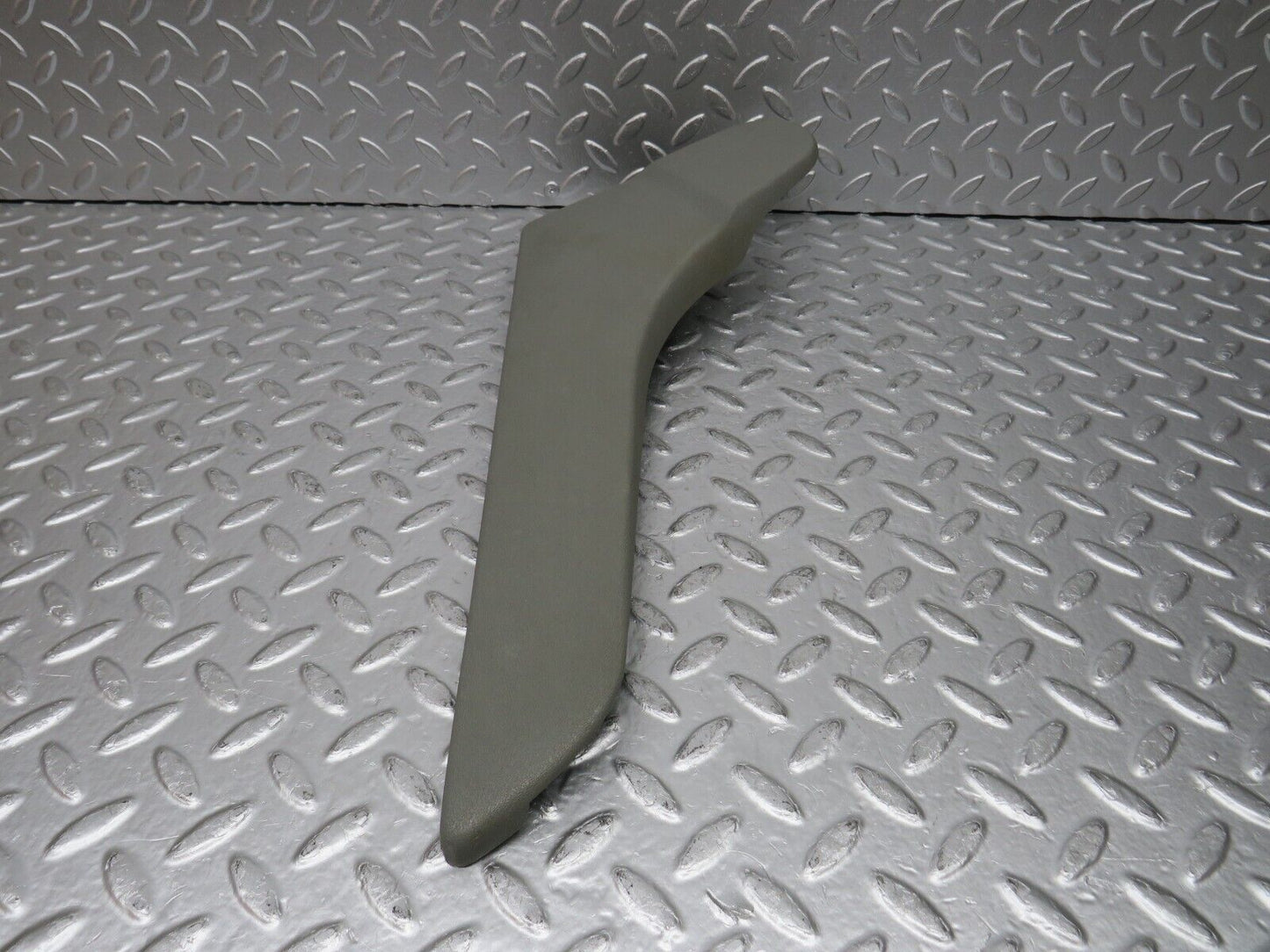 32329 Mercedes-Benz S124 300TE Front Right Electric Seat Cover Trim 1249182030