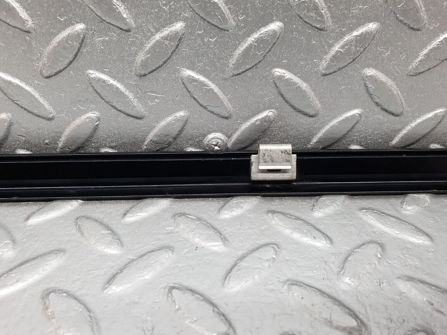 42107 Mercedes-Benz W202 C200 Front Left Door Moulding Trim