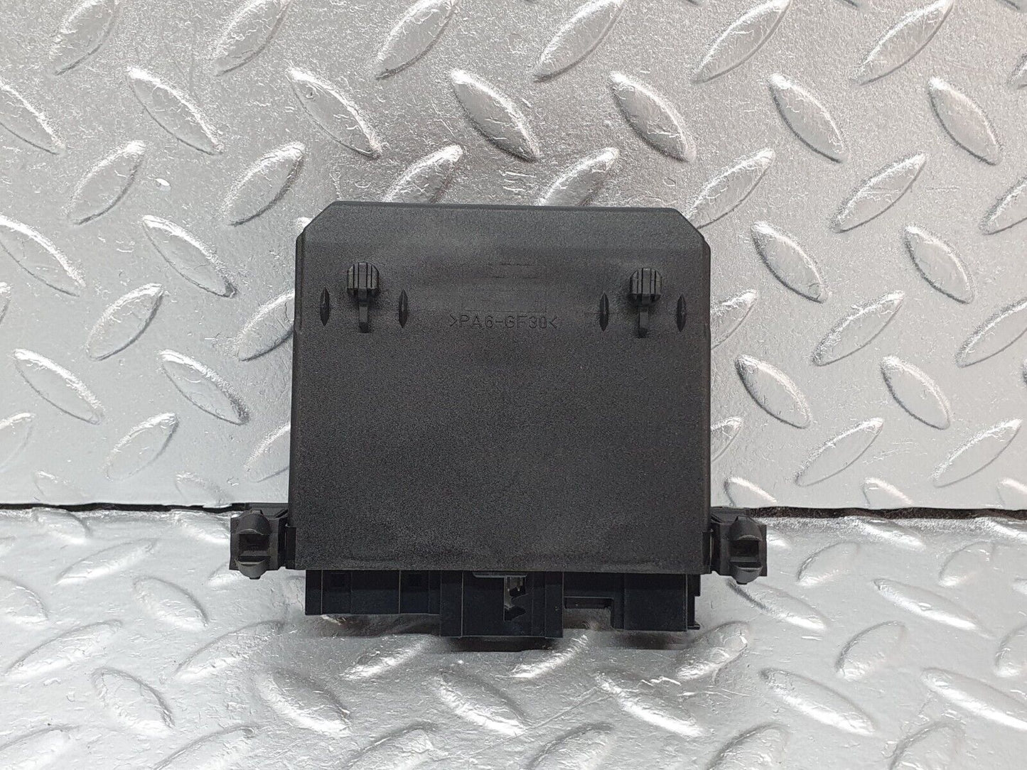 41746 Mercedes-Benz W202 C200 Door Control Unit Front Right 2088201226