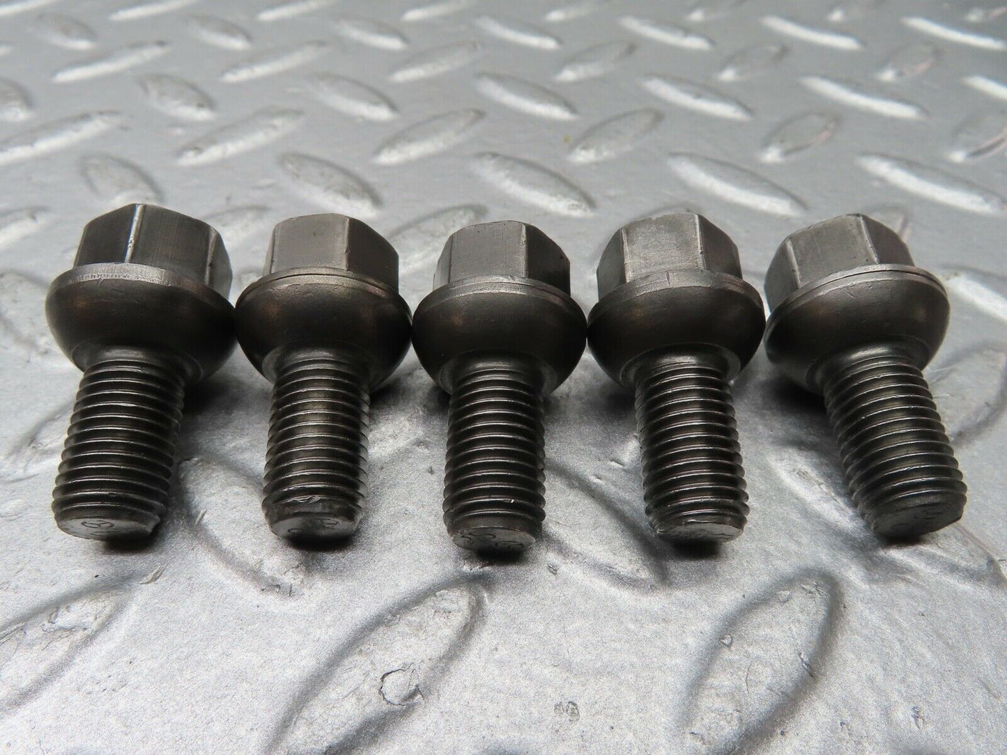 20536 Mercedes-Benz 5x Alloy Wheel Lug Bolt M12x1.5