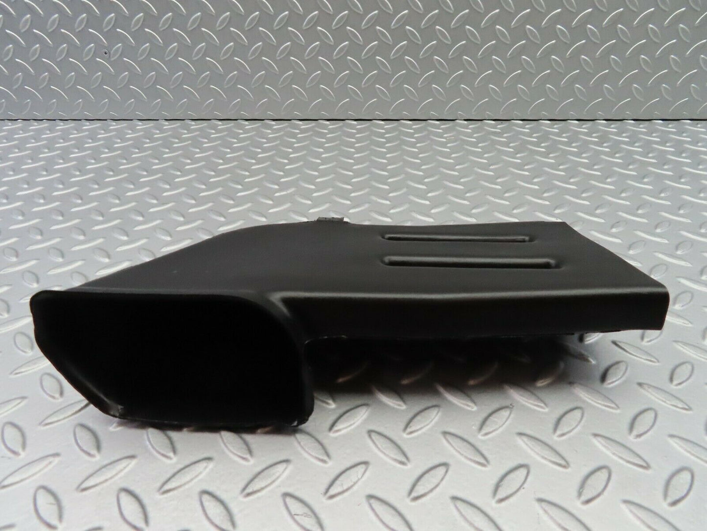 6497 Mercedes-Benz S124 E220 Wagon Ventilation Air Duct Left Side 1248310346