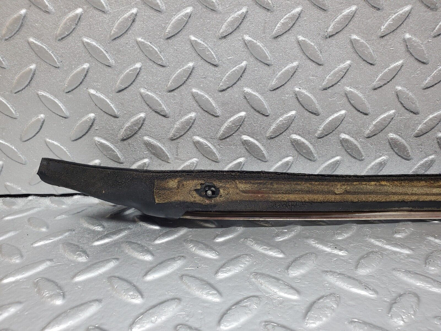 45806 Mercedes-Benz W126 420SE A Pillar Exterior Trim Right Side 1266981698