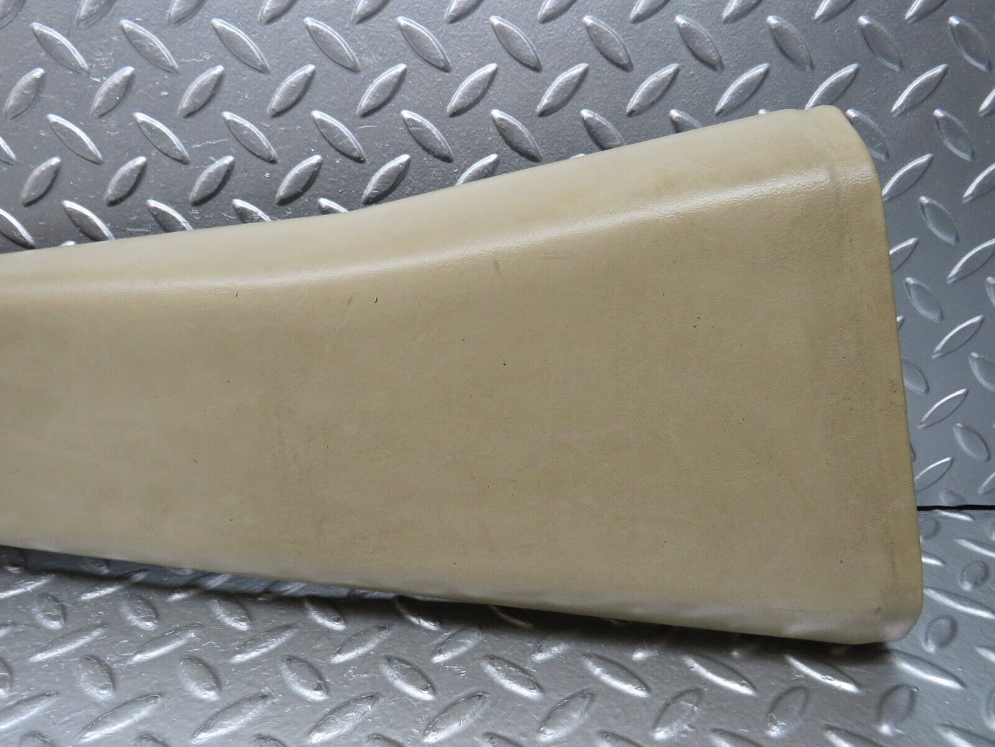 29236 Mercedes-Benz W124 230E B Pillar Cover Right Side Beige 1246923689