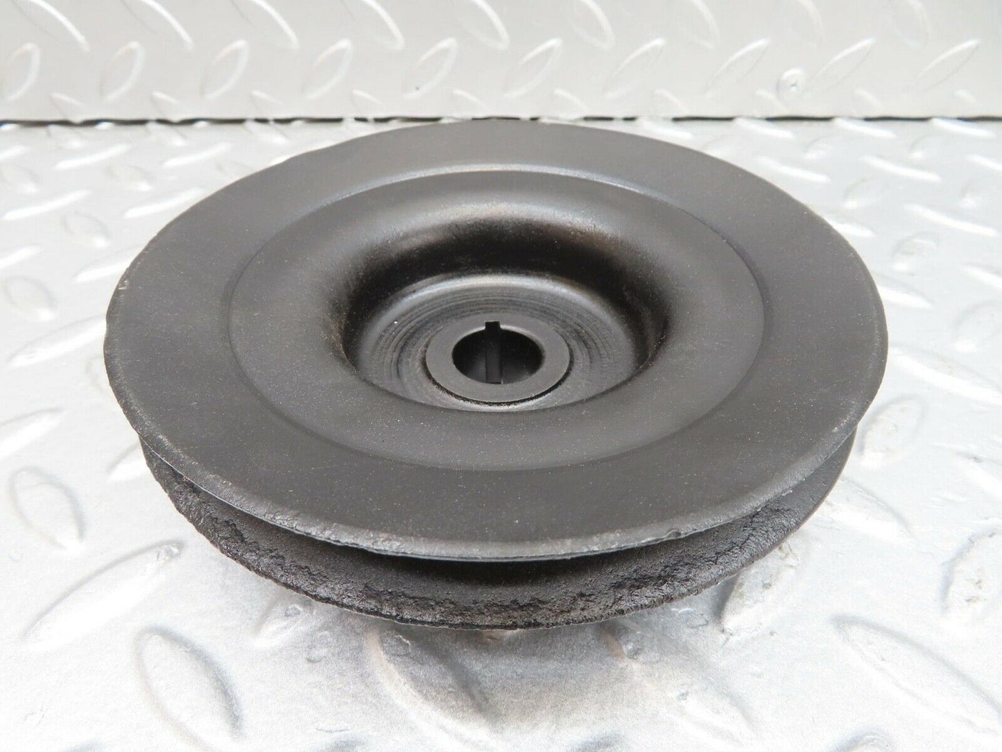 15988 Mercedes-Benz W123 280E Power Steering Pump Pulley