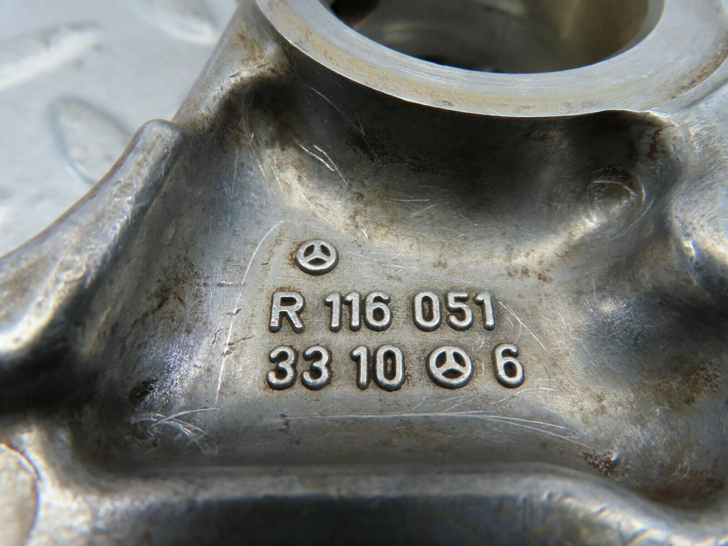 9124 Mercedes-Benz W116 Camshaft Tower Bearing 1160513310