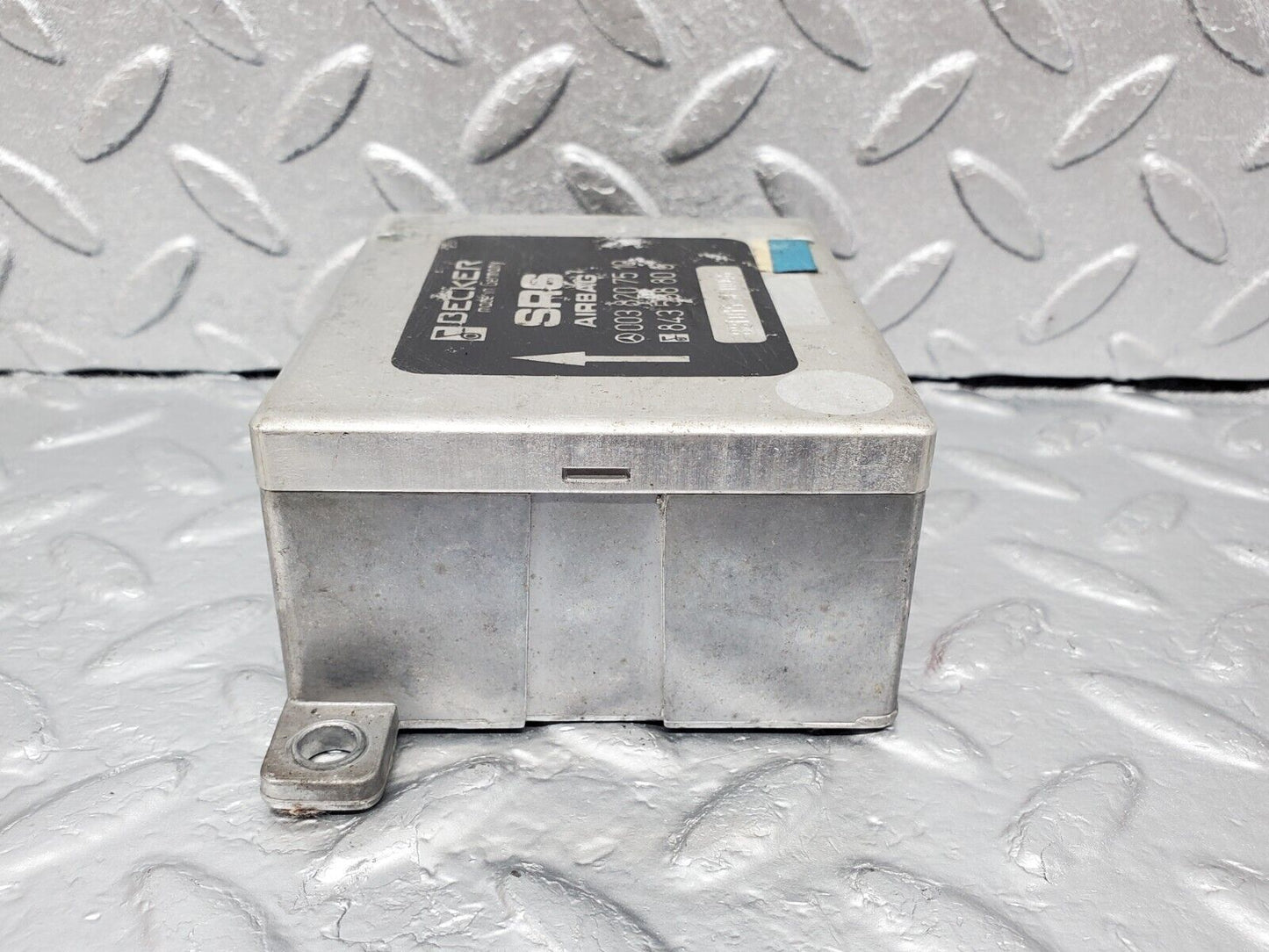 45648 Mercedes-Benz W126 420SE Crash Sensor Bosch 0038207510