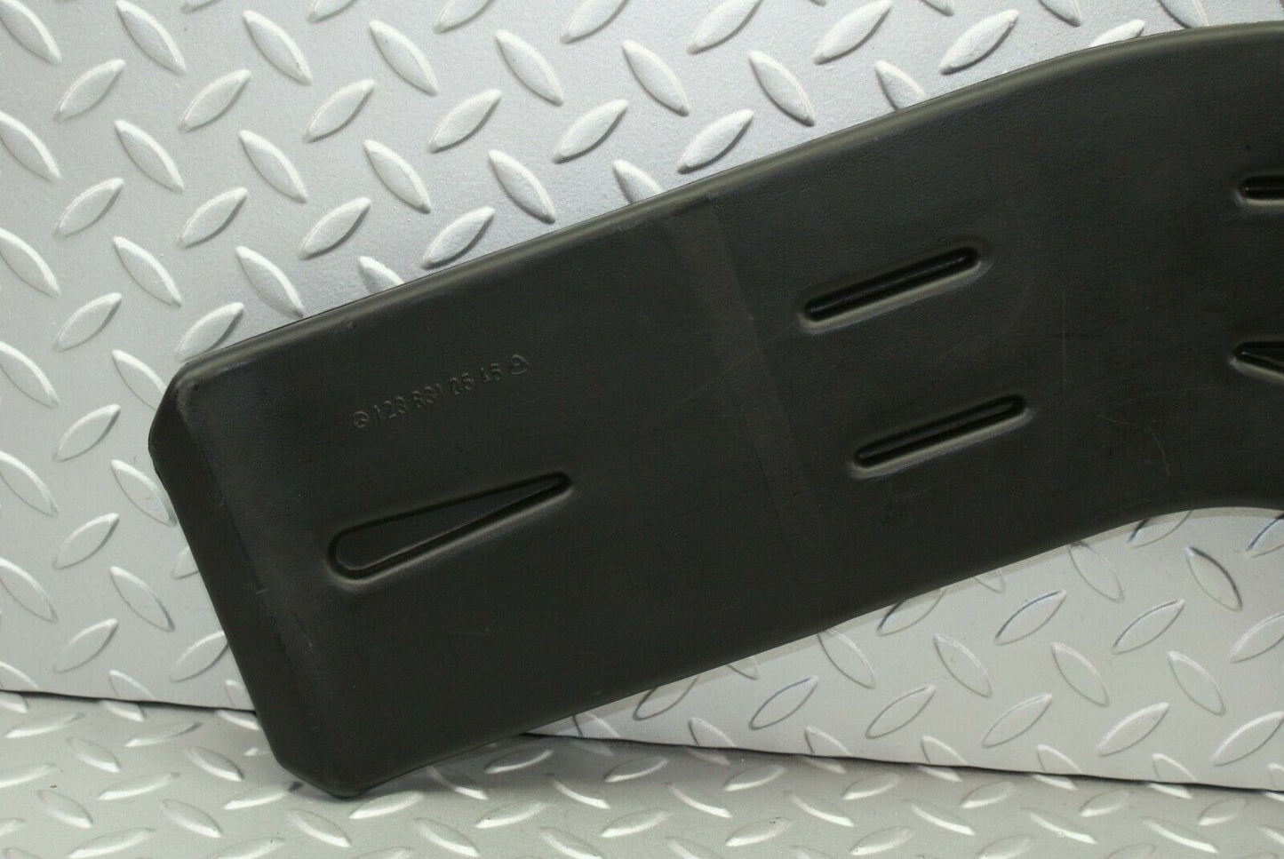 2902 Mercedes-Benz C123 280CE Coupe Heating Air Duct Left Side 1238310546