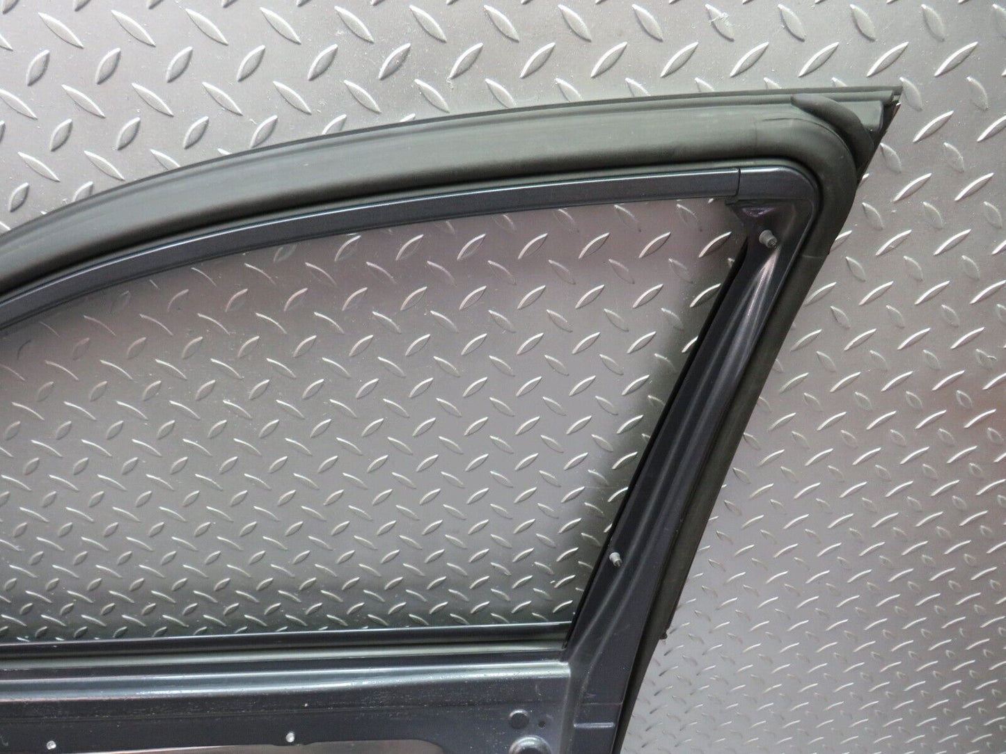 35088 Mercedes-Benz W221 Front Right Door