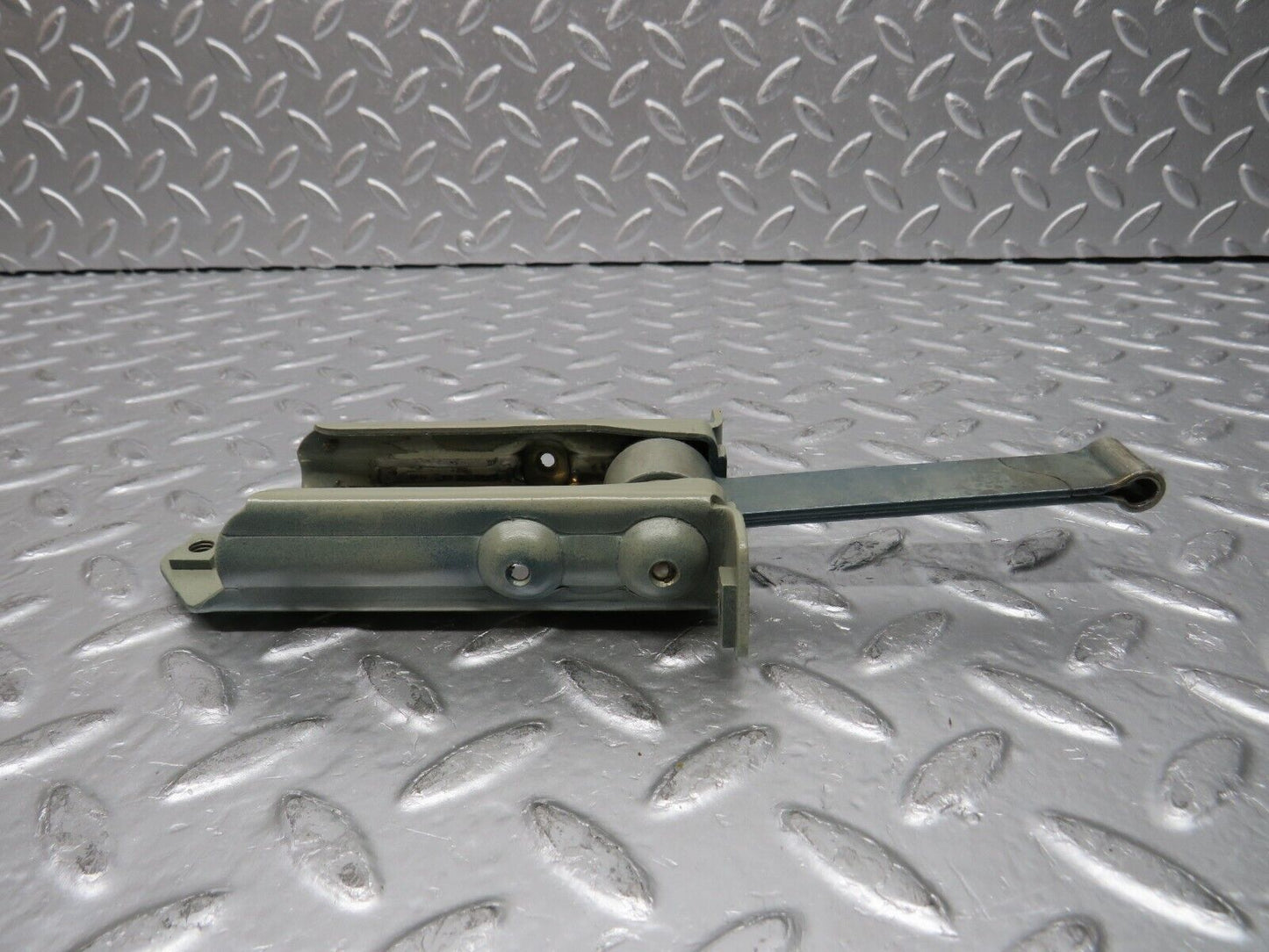 30678 Mercedes-Benz W201 190E 2.0L Door Safety Check Strap