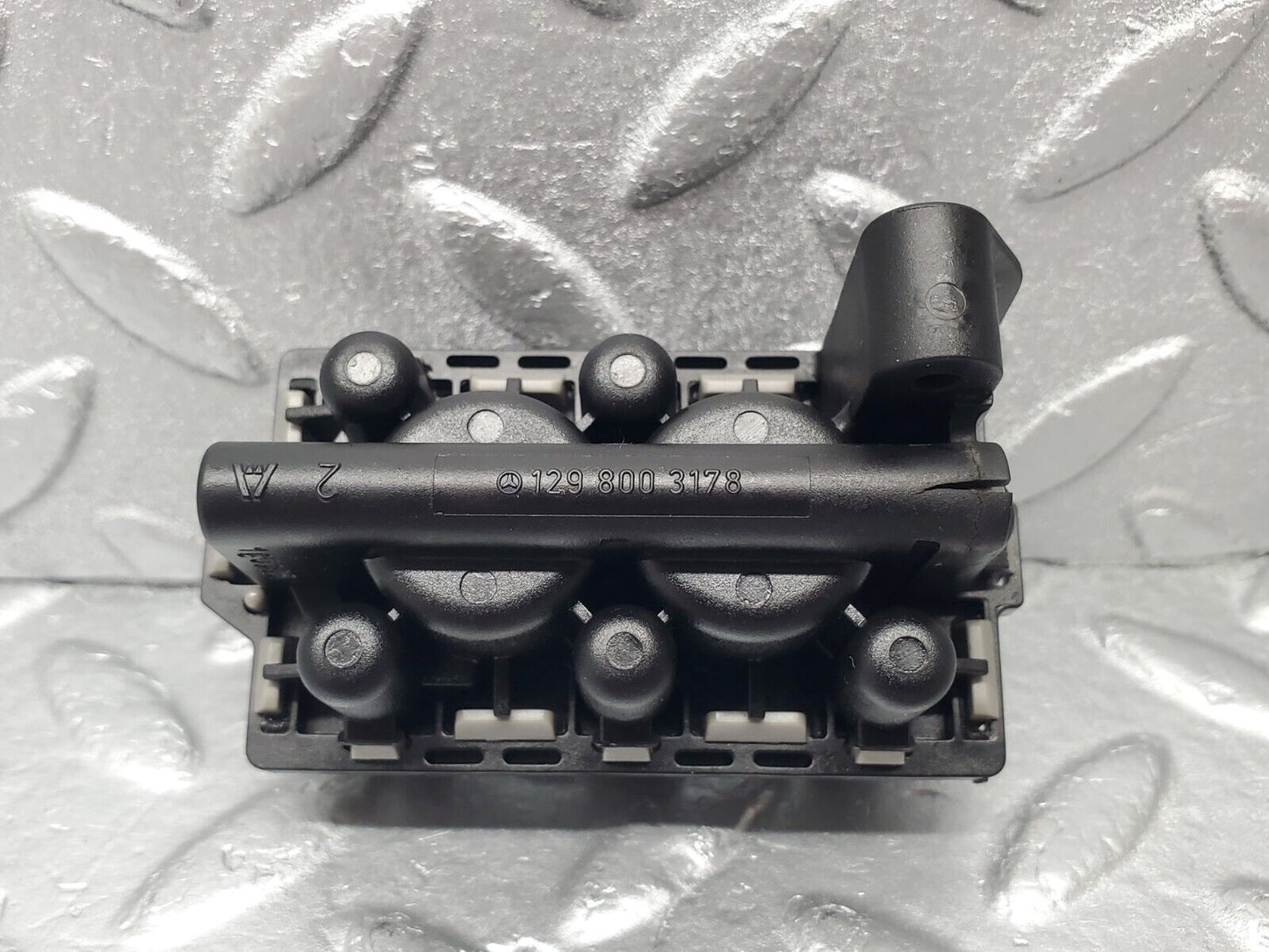 46932 Mercedes-Benz R129 320SL Coupe Engine Vacuum Valve 1298003178