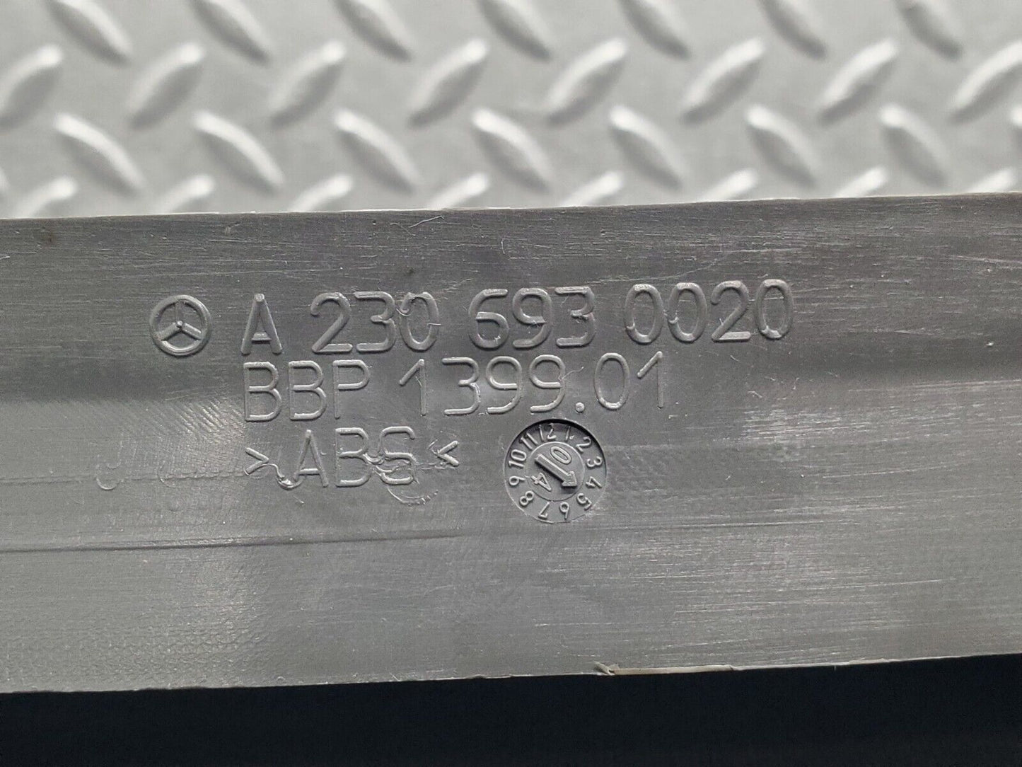 44280422