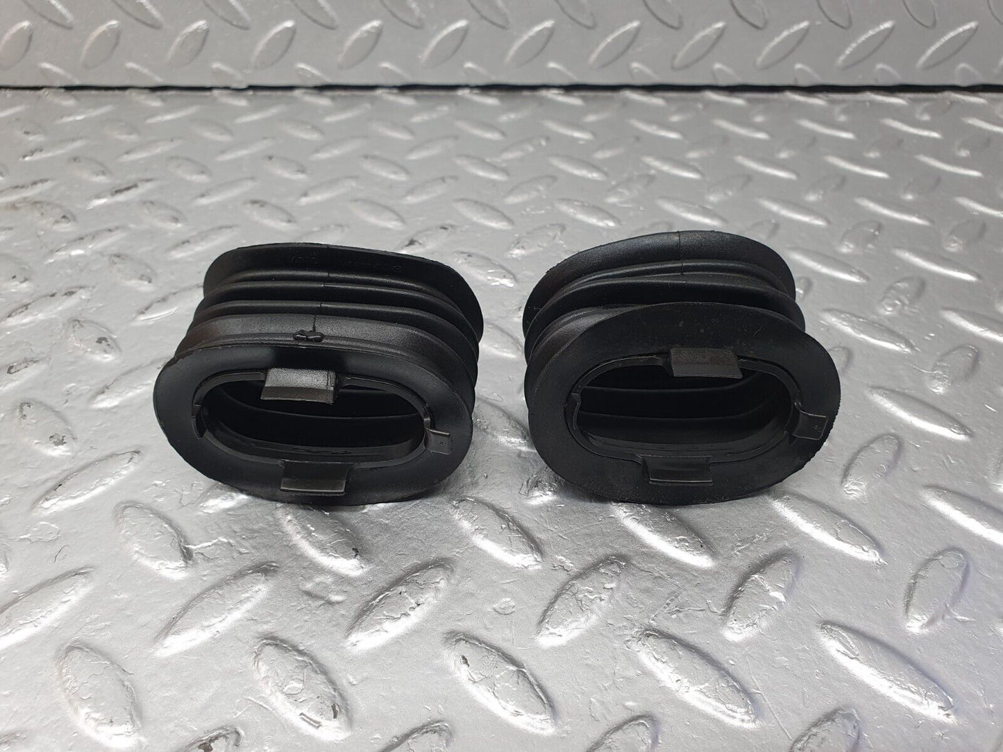 42509 Mercedes-Benz R129 320SL Coupe Door Wire Protector Rubber  1248210197