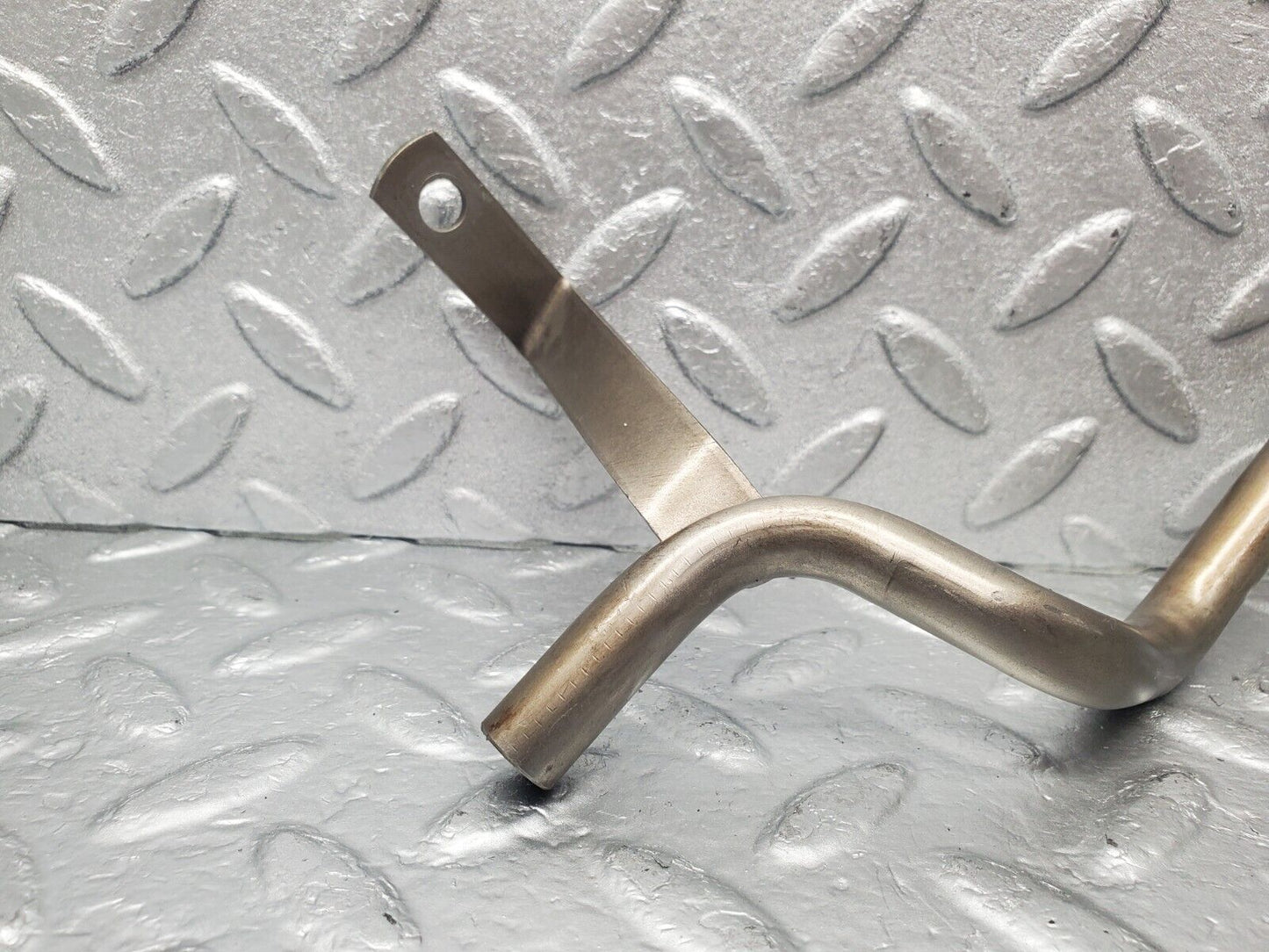 46195 Mercedes-Benz W124 280E Coolant Pipe