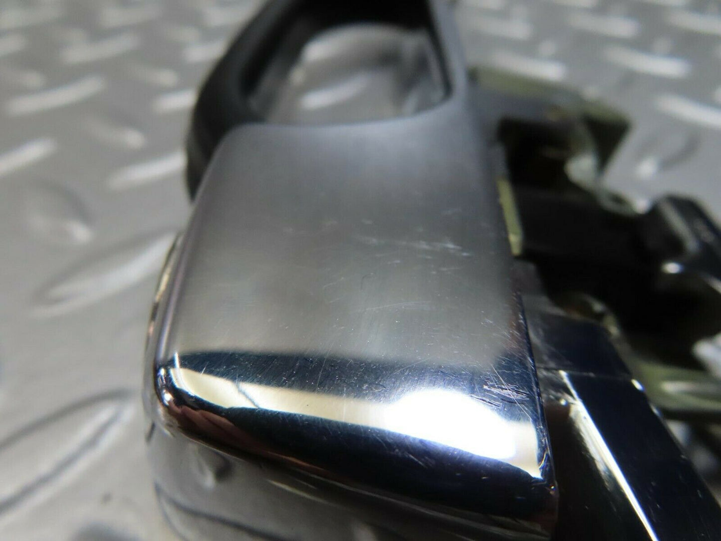 8239 Mercedes-Benz W123 Exterior Chrome Door Handle Front Right 1237600259