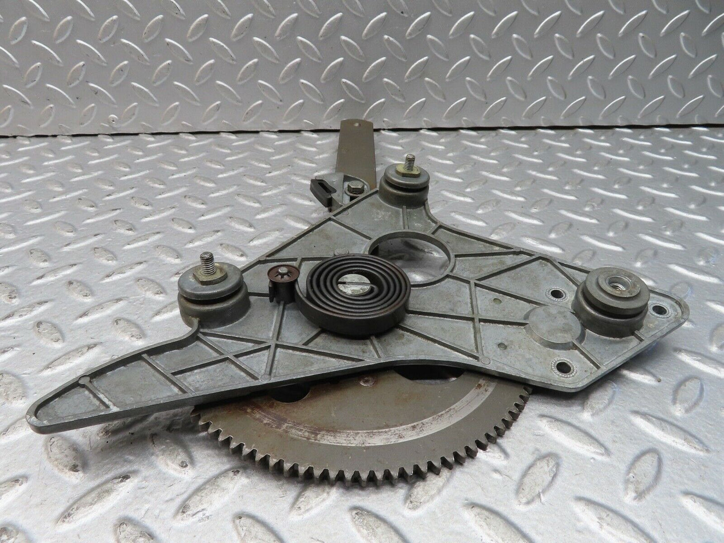 18781 Mercedes-Benz W116 Rear Right Power Window Regulator 1167300446