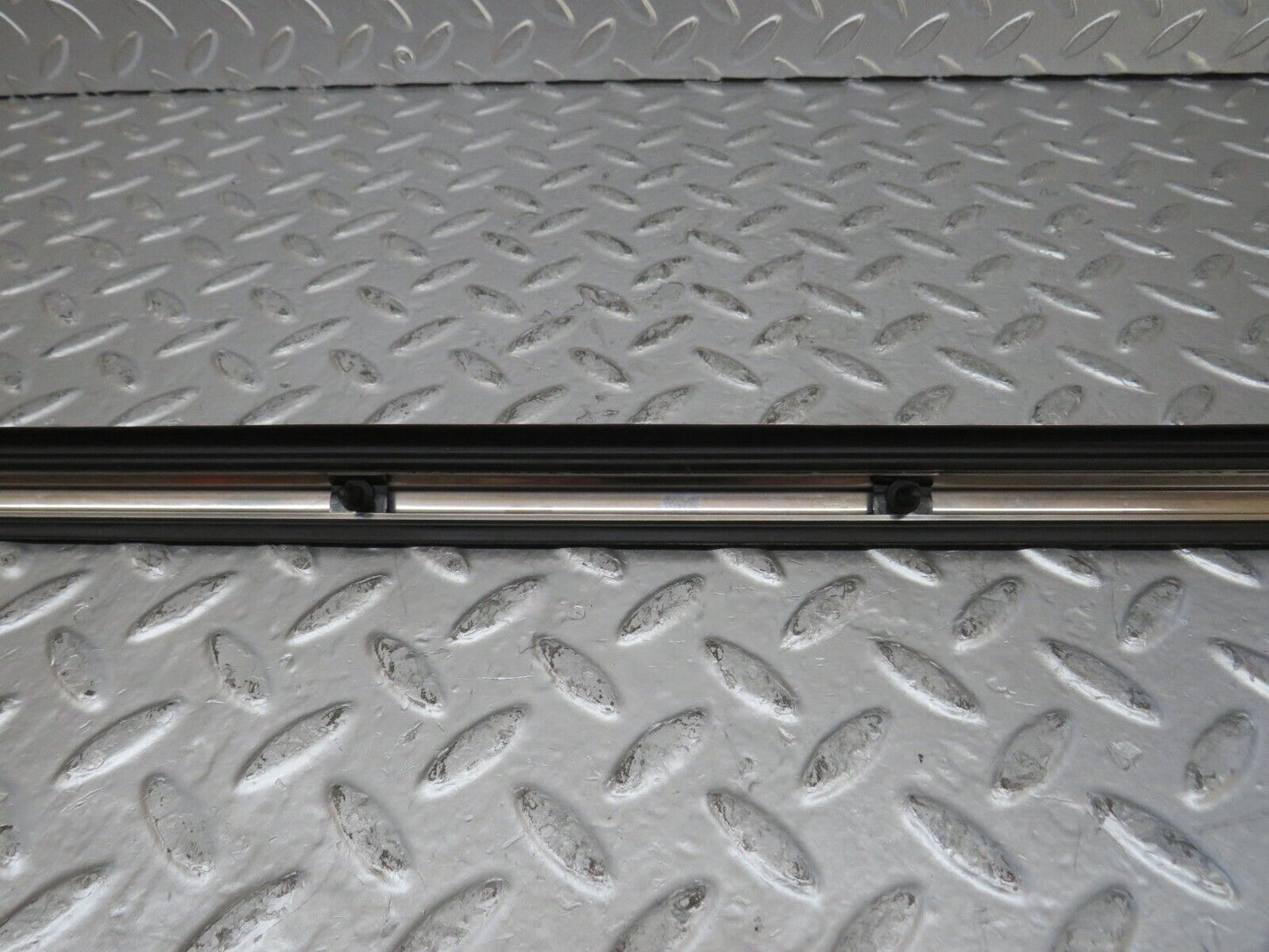 26078 Mercedes-Benz W116 450SE Rear Right Door Centre Moulding Trim