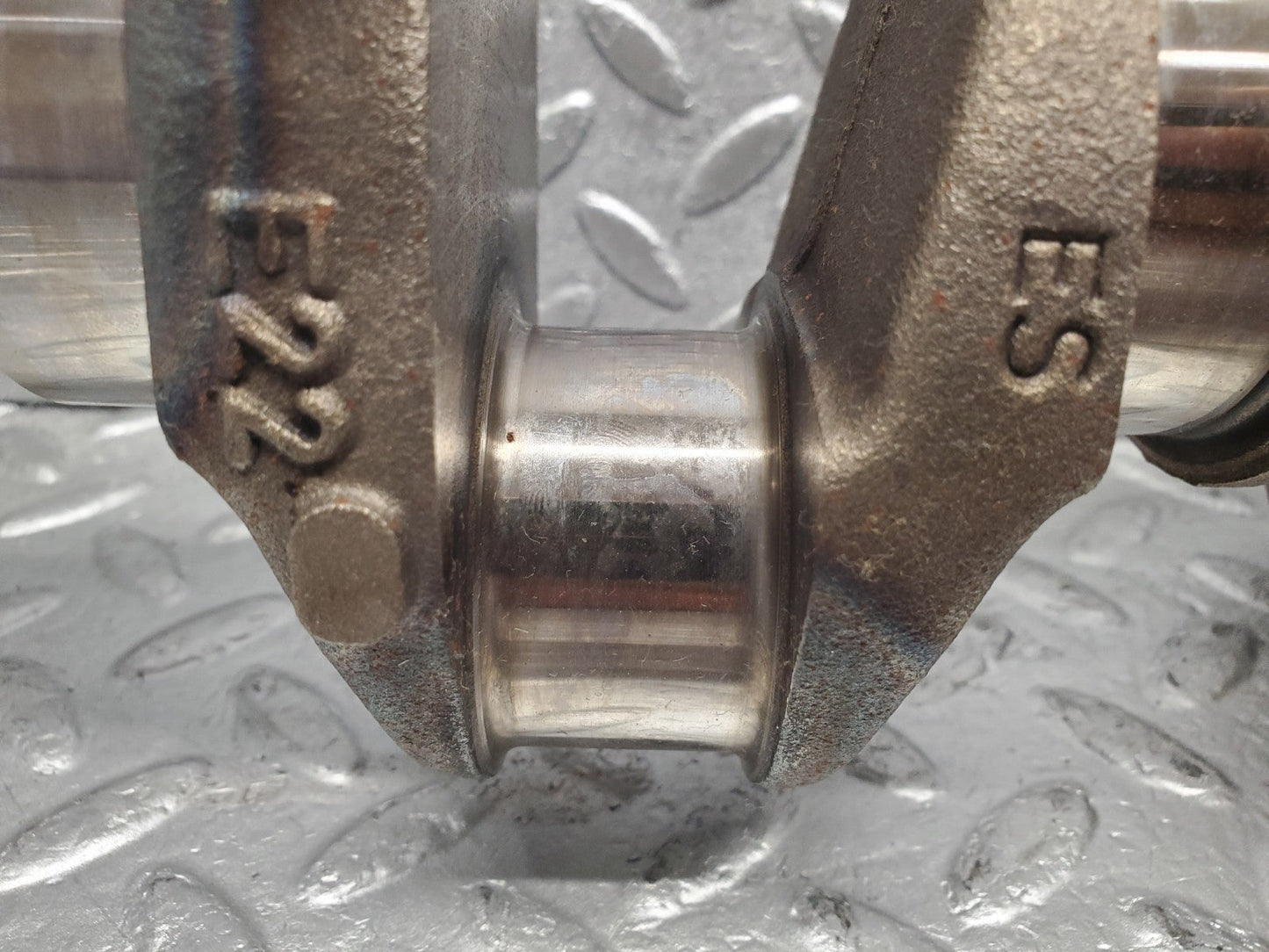 W124 Wagon crankshaft used OEM