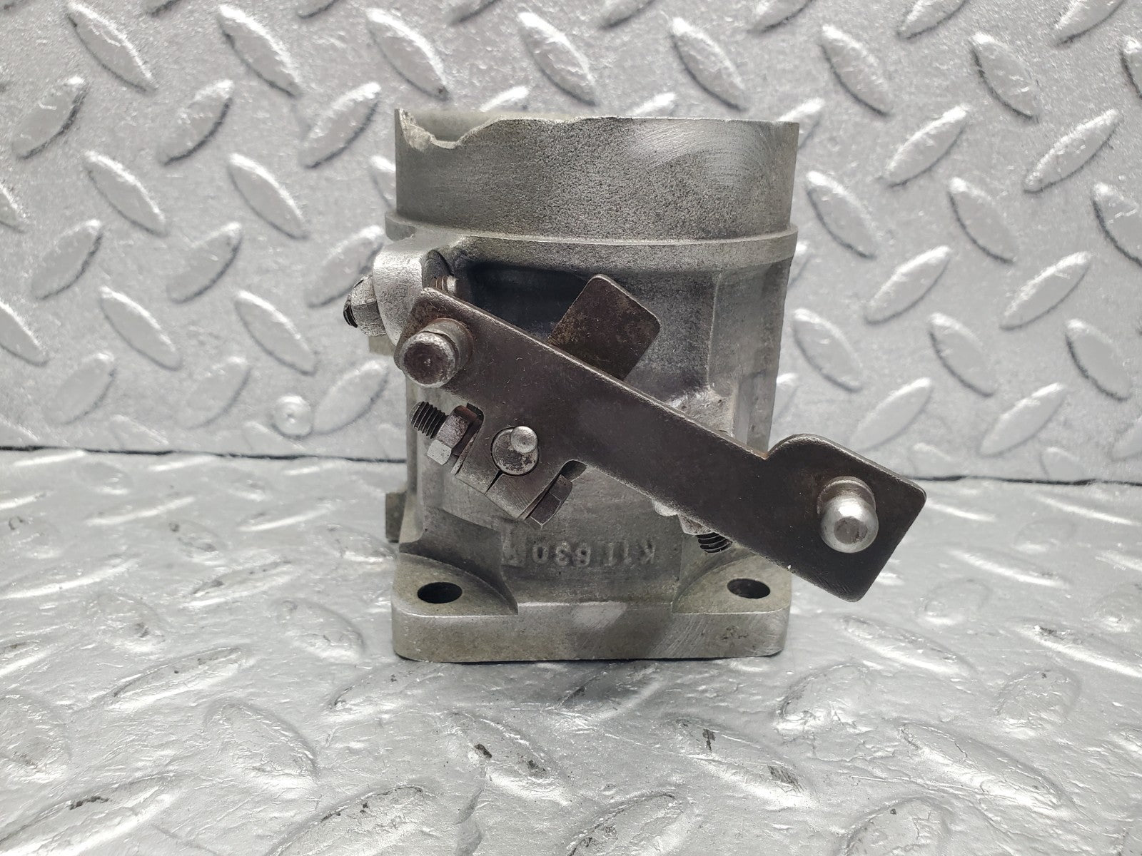 W112 throttle body valve used OEM