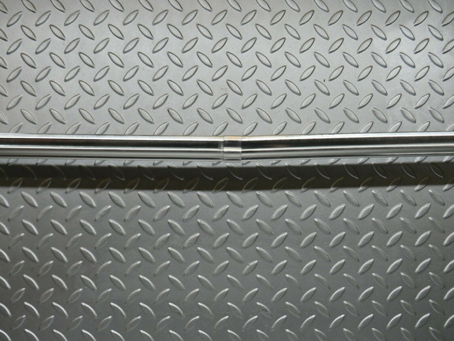 23405 Mercedes-Benz W116 350SE Rear Windscreen Chrome Frame