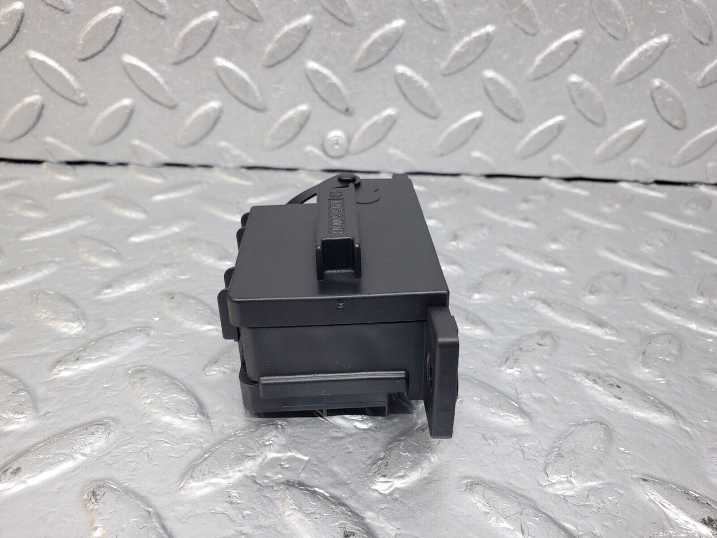 44623 Mercedes-Benz W124 220E Diagnostic Connector 1295455540 1295450003