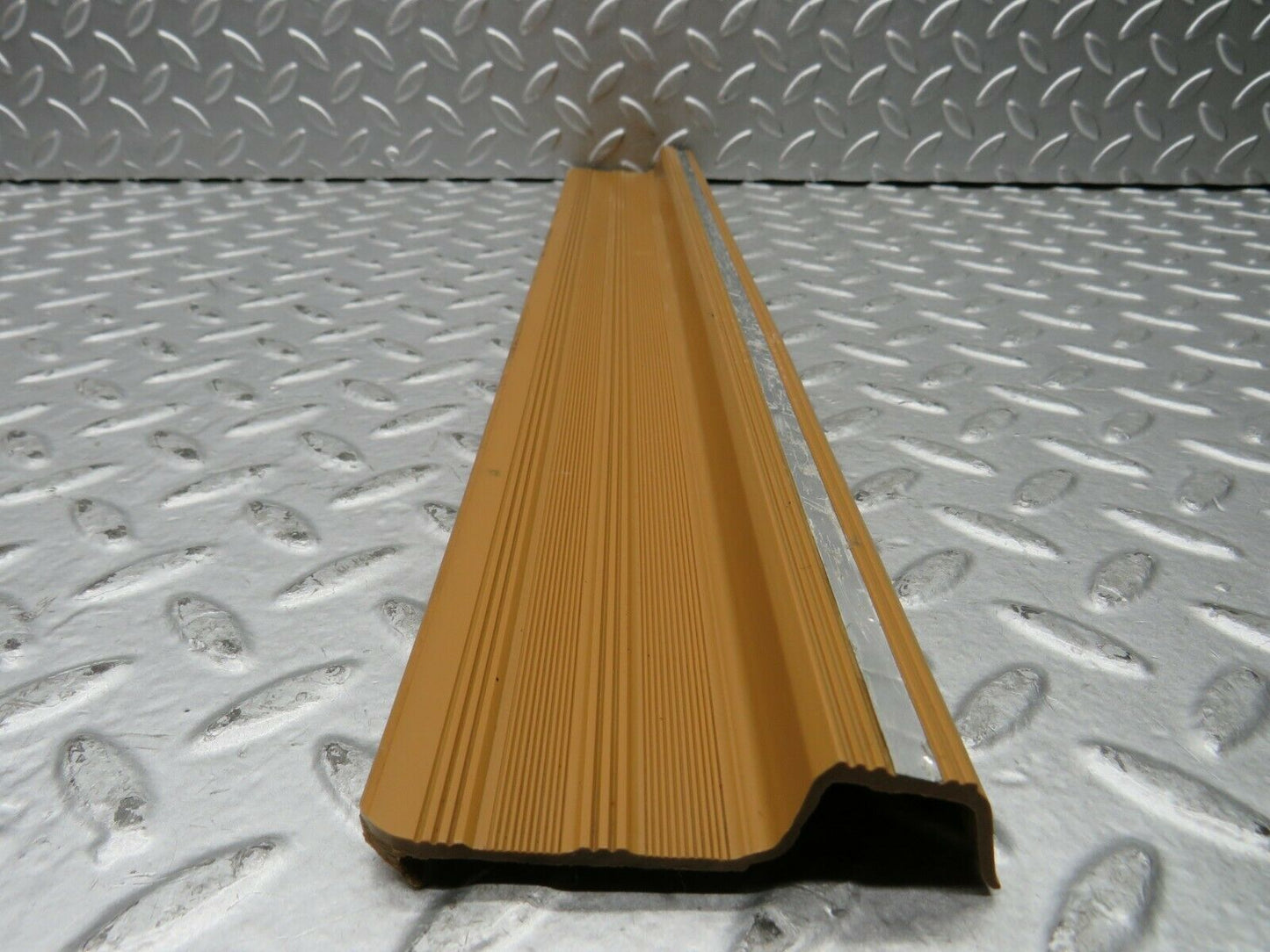 21998 Mercedes-Benz S123 280TE Wagon Rear Right Door Sill Trim Palomino