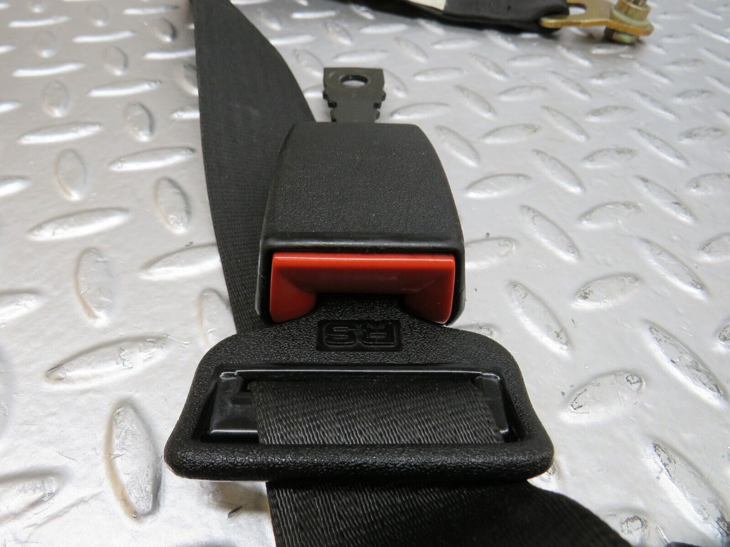 27100 Mercedes-Benz W123 280E Front Right Seat Belt With Buckle 1238606886