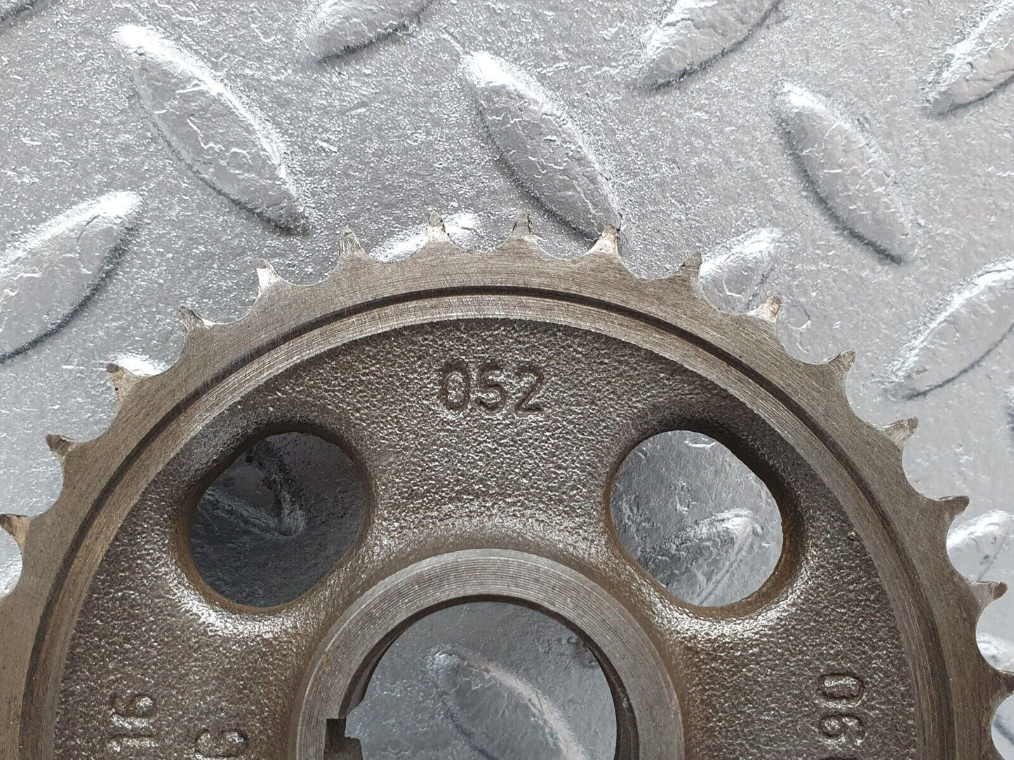 43791 Mercedes-Benz C126 380SEC Coupe Camshaft Timing Gear Sprocket 1160520601