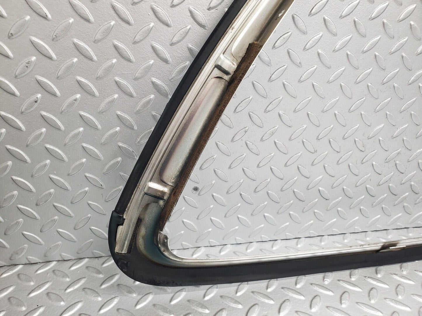 46558 Mercedes-Benz C123 280CE Coupe Roof Chrome Moulding Trim Left Side