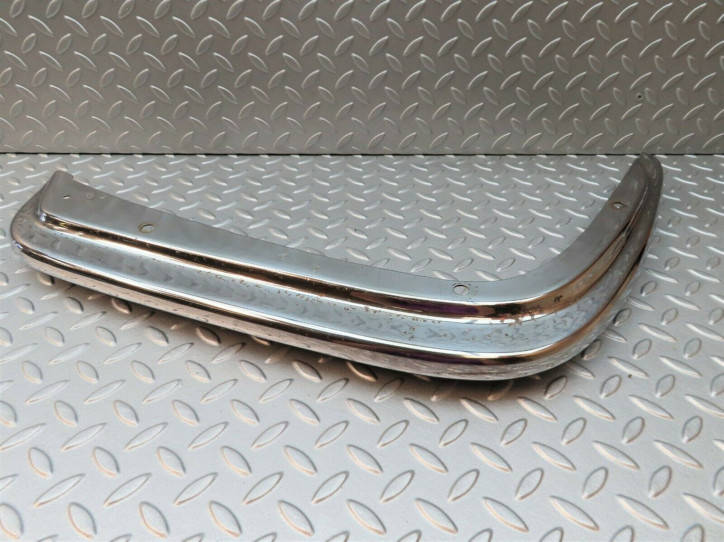 3473 Mercedes-Benz W108 280SE Front Right Upper Bumper Chrome