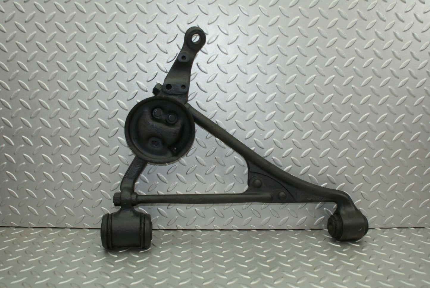 2700 Mercedes-Benz W116 350SE Front Right Lower Control Arm 1163333705