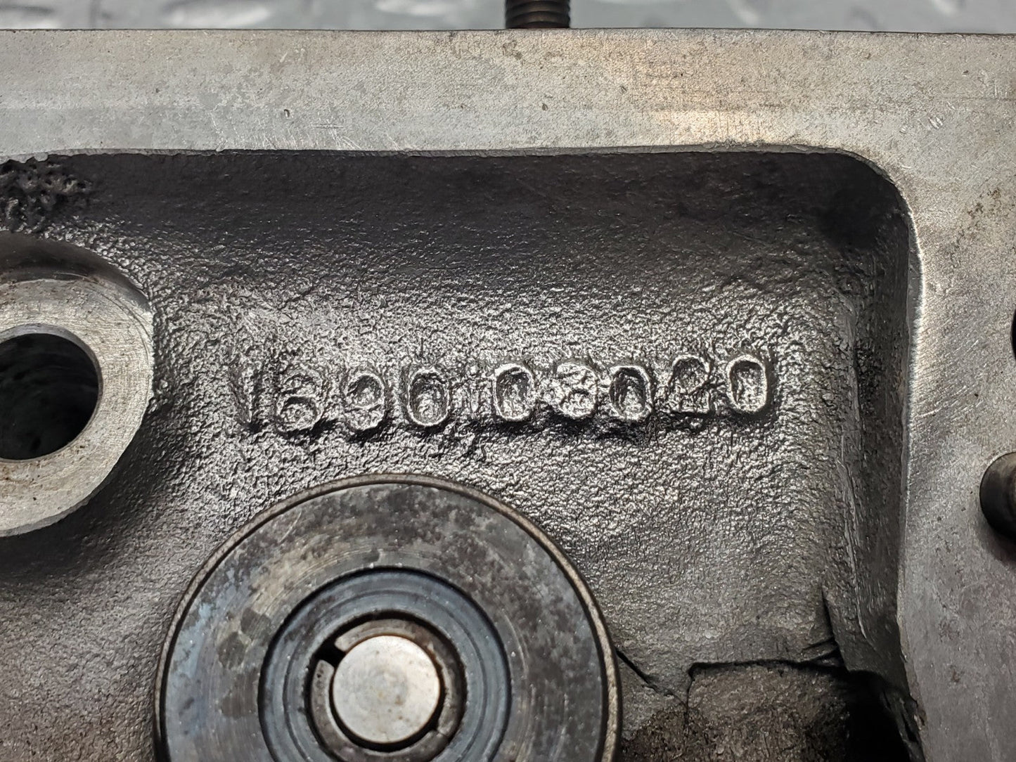 W112 cylinder head used OEM