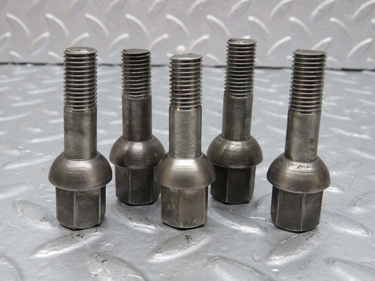 40157 Mercedes-Benz 5x Alloy Wheel Lug Bolt M12x1.5