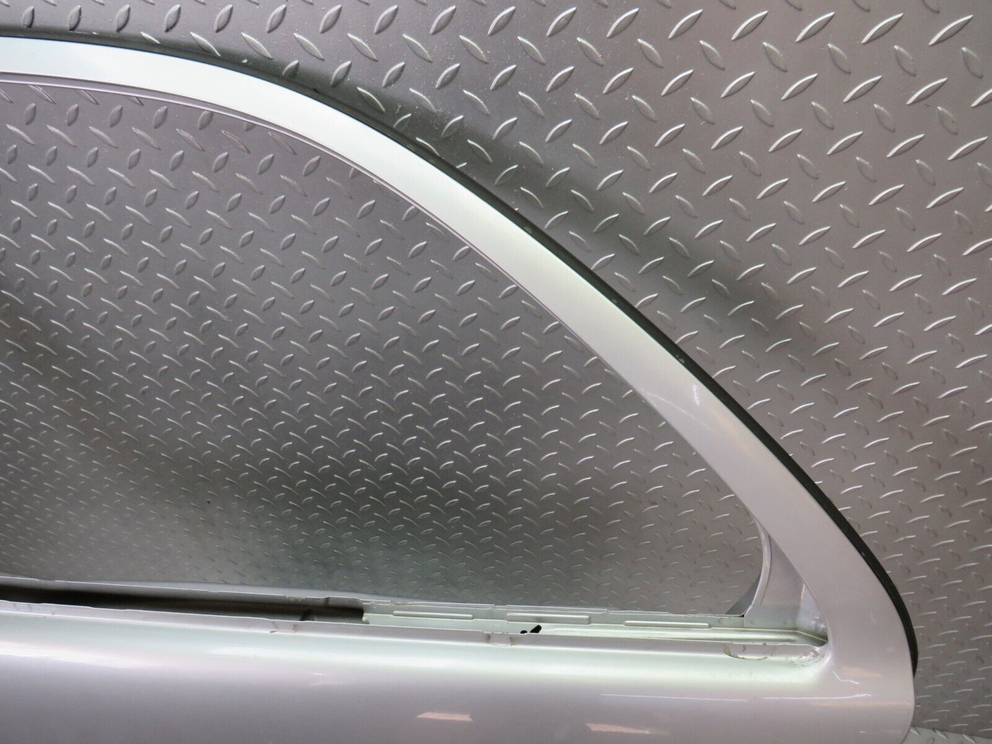 34727 Mercedes-Benz W210 320E Rear Left Door